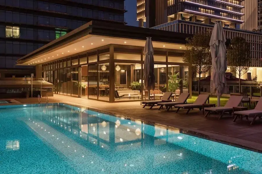 Swimming pool